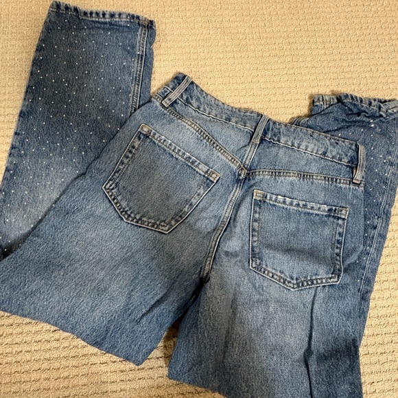 Classic Blue Denim Jeans w/Rhinestones - Picture 3 of 4